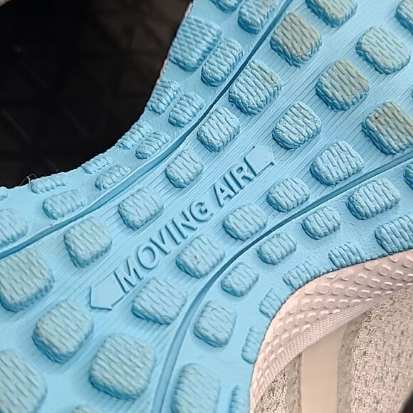 Reebok DMX MAX Sneakers - Picture 14 of 15